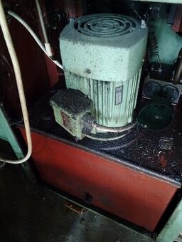 Hydraulická jednotka třeba na stipacku - 1