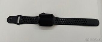 Apple Watch SE 44mm Nike