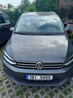 VW TOURAN DSG 2.0TDI 110KW, jako nový