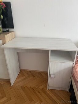 Psací stůl - bílý