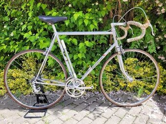 Favorit F1 Special 1986, výbava Campagnolo/Cinelli