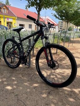 Horské kolo RockRider ST540