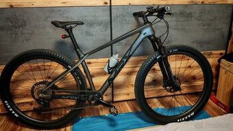 Karbonové kolo MRX (L) 29"