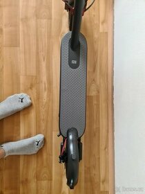 Prodám Xiaomi mi Scooter 2 m365