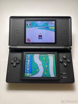 Nintendo DS Lite + hra