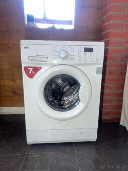 Pračka LG 7kg