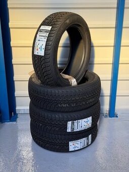 4ks - Sada nových pneu Kumho 205/55 R17 Zimní