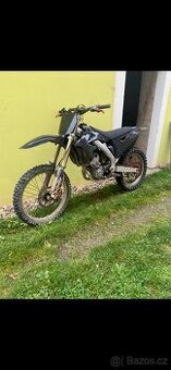 Suzuki rmz 250