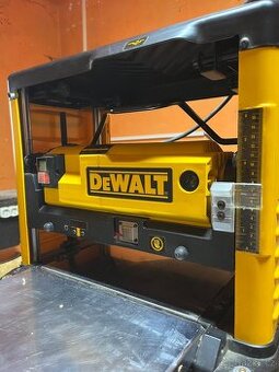 Protah Dewalt DW733