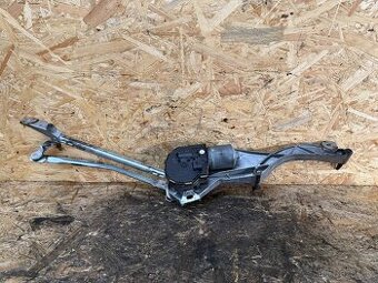 MOTOREK PŘEDNÍHO STĚRAČE MERCEDES W211