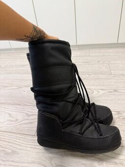 Zimní boty značky Moon vel. 40