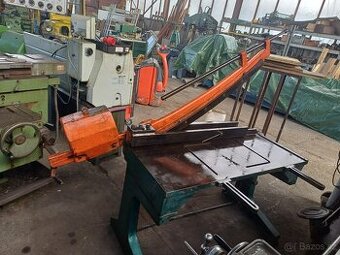 Tabulové nůžky NTP 1000/2