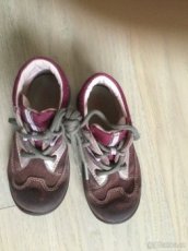 Celoroční kotníkové boty Superfit vel. 24