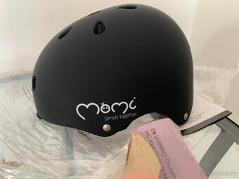 Nová helma na koloběžku.