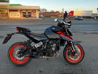 KTM Duke 125 rv 2024, 8687 km