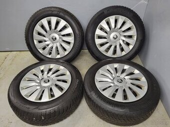 Originál 16" Škoda Octavia 4 5x112 zimní pneu