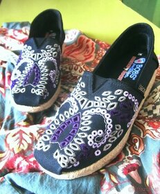 Černé nazouvací boty espadrilky zdobené 36.5