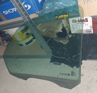 Díly Land rover Freelander TD4 vstřik , sklo, roleta kufru