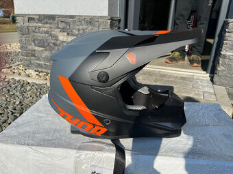 MX helma Thor