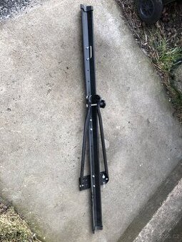 Střešní nosiče kol