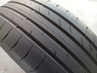 215/60 R17 GOODYEAR (3624)