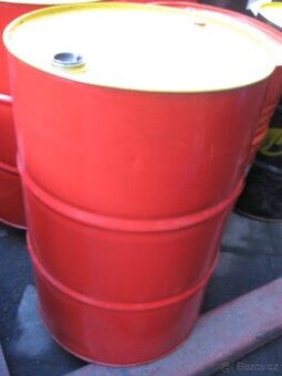 plechový sud