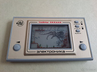 digitální ruská hra "chobotnice" z roku 1988