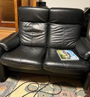 Sedačka dvojsedačka pravá kůže