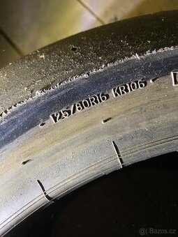 Pneu 125/80 R16