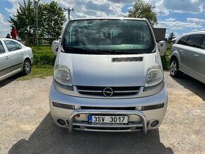 Opel vivaro tour