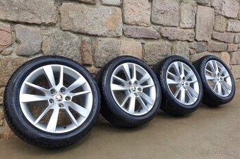 Trius 5x112 225/45/17 letní Octavia 3