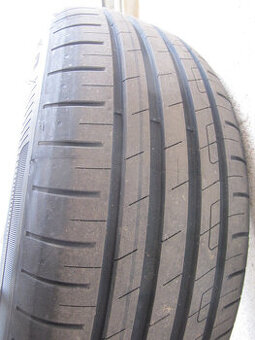 nejeté Good Year 205/55 R17 91V - letní 4ks