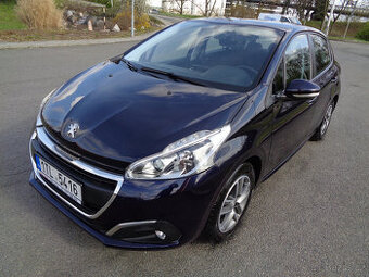 PEUGEOT 208 1.2i KOUPENO ČR,1.MAJITEL,NEHAVAROVÁNO