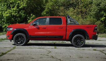 DODGE RAM 1500 5,7 HEMI 2022 GT 14 000 km