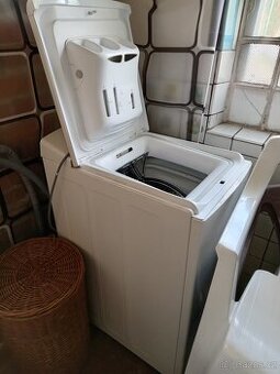 Pračka Whirlpool