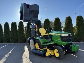 Zahradní traktor John Deere X758 pohon kol 4x4