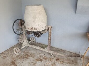 Míchačka na beton - 1