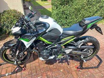 Z 900