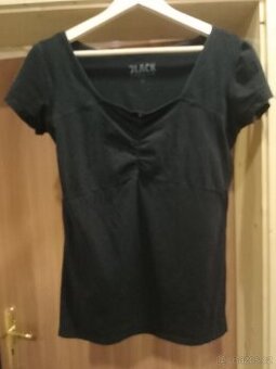 Dámské černé triko s lebkou-Black Premium.vel.L/XL