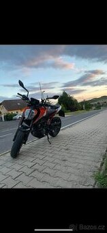 Ktm duke 125