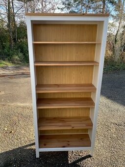 IKEA Hemnes knihovna
