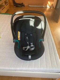 Britax RÖMER Baby safe I-size 3 + otočná báze