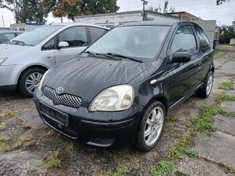 TOYOTA YARIS 1.3  rok 2005  perfektní stav  nová TK 10/2027