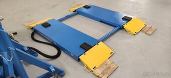 MOBILNÍ nůžkový zvedák 3000kg/1m