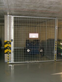 Pronajmu klecové parkovací místo