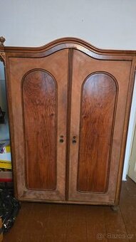 Daruji skříň - za odvoz