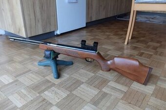 Vzduchovka Weihrauch HW97K dřevěná pažba