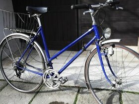 Dámské kolo Favorit,do města,na nákupy.