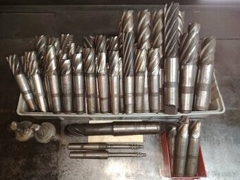 Sada 60 fréz větších průměrů – HSS, česká výroba