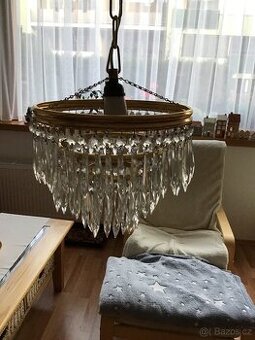 prodám skleněný lustr